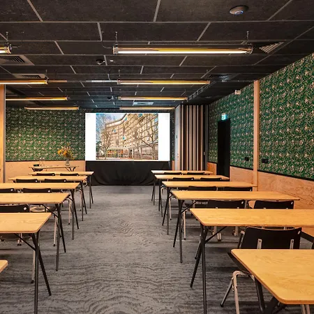 Eklo Paris Porte De Versailles Hotel Vanves